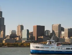 Chicago: Skyline Lake Tour